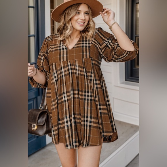 Plus Size Plaid V-Neck Balloon Sleeve Mini Dress - Picture 1 of 3